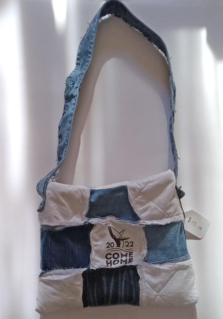 Womens Come Home Year Sidebag